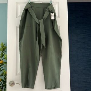Women’s Casual Pants